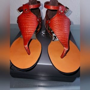 EUC Vince Camuto Sandals Brown size 8